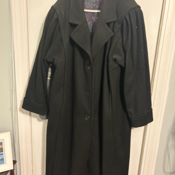 Long black wool coat - Picture 2 of 2